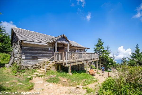 Experience the Ultimate Mountain Getaway at Mt LeConte Lodge